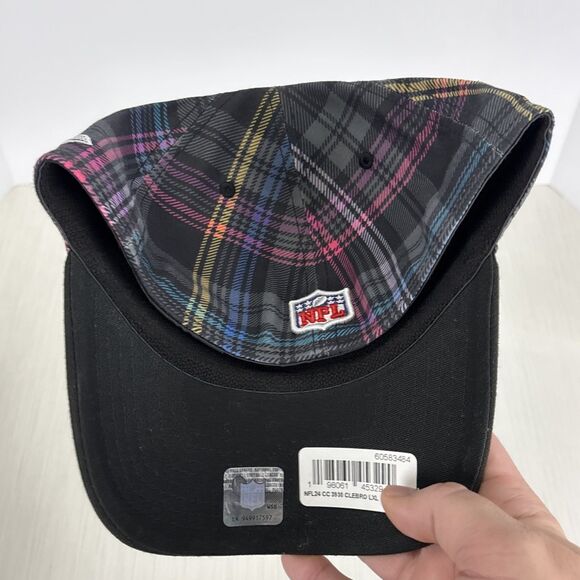 Cleveland Browns NFL 2024 Crucial Catch Flex-Fit Hat Cap Gray Plaid L/XL NEW - Picture 6 of 7